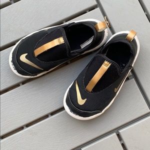 Toddler Nike Slip on Shoes